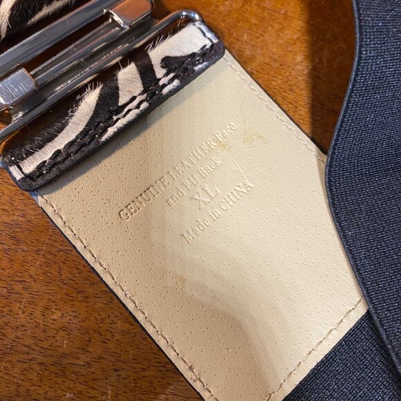 Elastic Waist Belt With Zebra Print Genuine Leather Accent & Metal Clasp - Picture 3 of 4